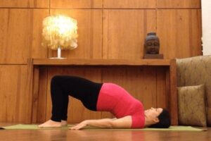 yoga suelo pelvico sethu-bandha
